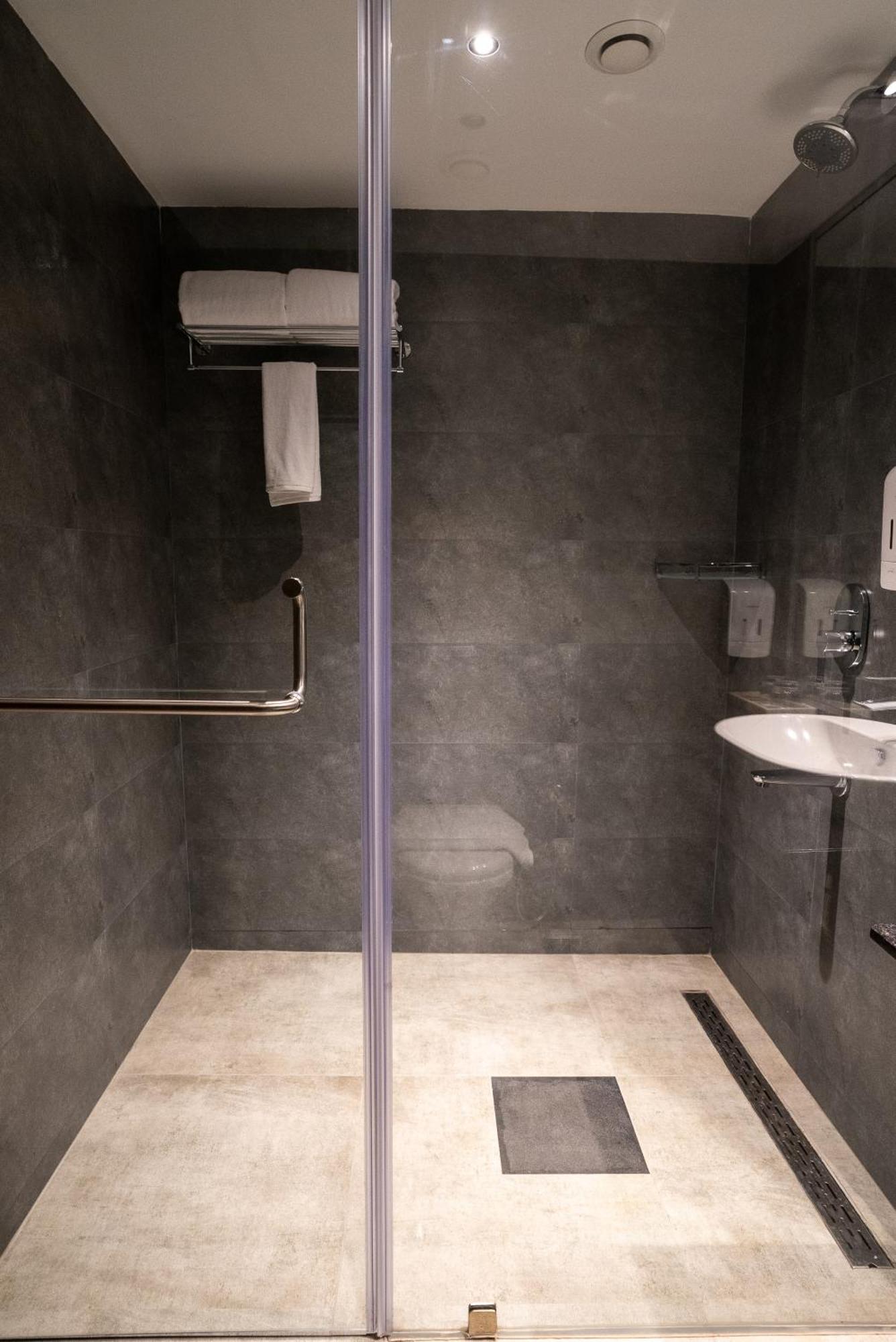 Lilac Hotel Guruvāyūr Habitación foto